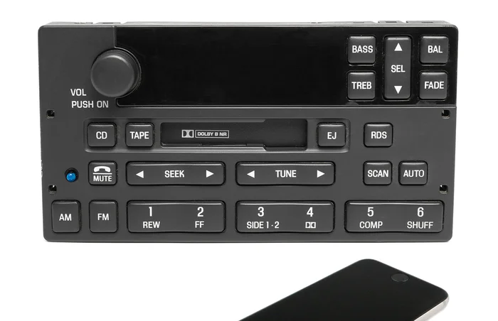 1998-99 Lincoln Town Car AM FM Radio Cassette w Bluetooth Upgrade F8VF-18C870-AG