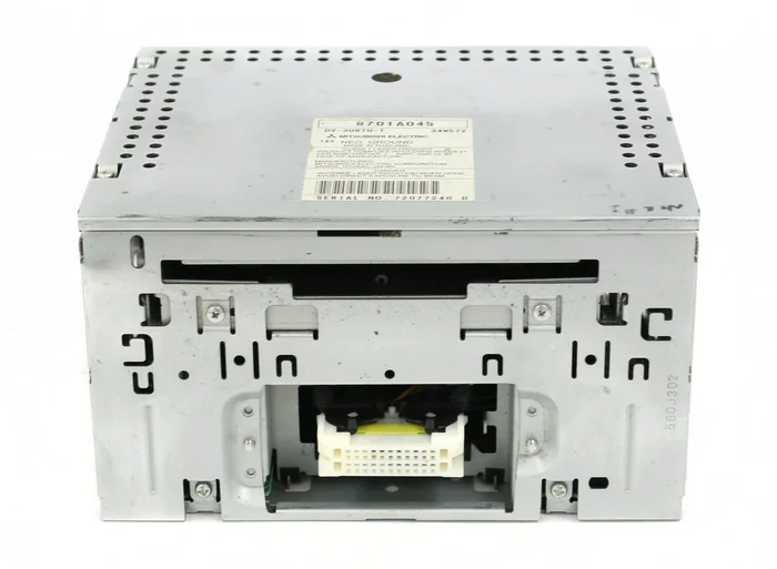 2006-2009 Mitsubishi Eclipse Endeavor Galant AM FM Radio mp3 Single CD 8701A045