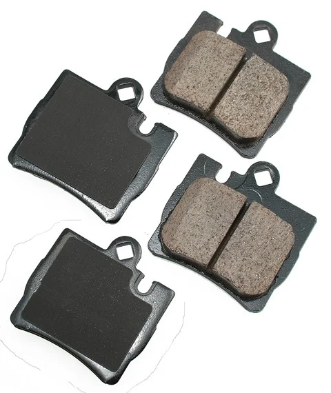 Akebono EUR848 – Disc Brake Pad Set (Rear)