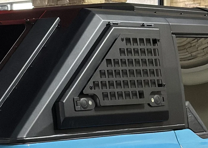 Armadillo Designs Hardtop Exterior Side Molle Panel