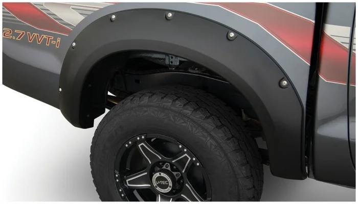 Bushwacker 11-13 Toyota Hilux Pocket Style Flares 2pc 59.8in Bed – Black