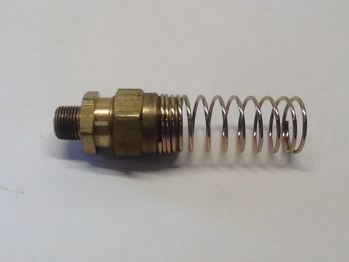 Fleetcraft 11801 1/2″x3/8″ Male Hose End With Spring Guard NOS