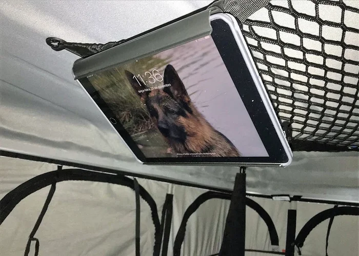 James Baroud Universal Tablet Support