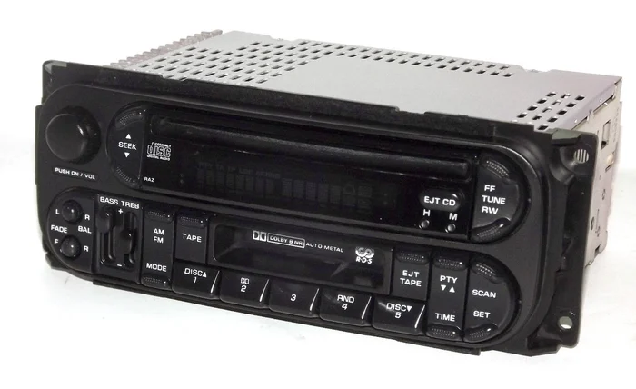 Jeep Chrysler Dodge 02-06 AM FM CD Cassette Car Truck Radio – P05091605AC – RAZ