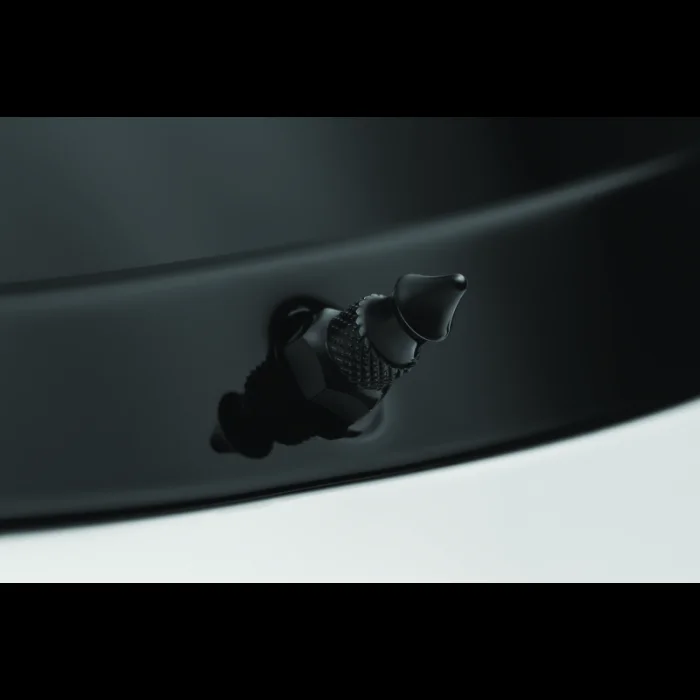 Kuryakyn Windshield Spikes FLTR Black – 5716