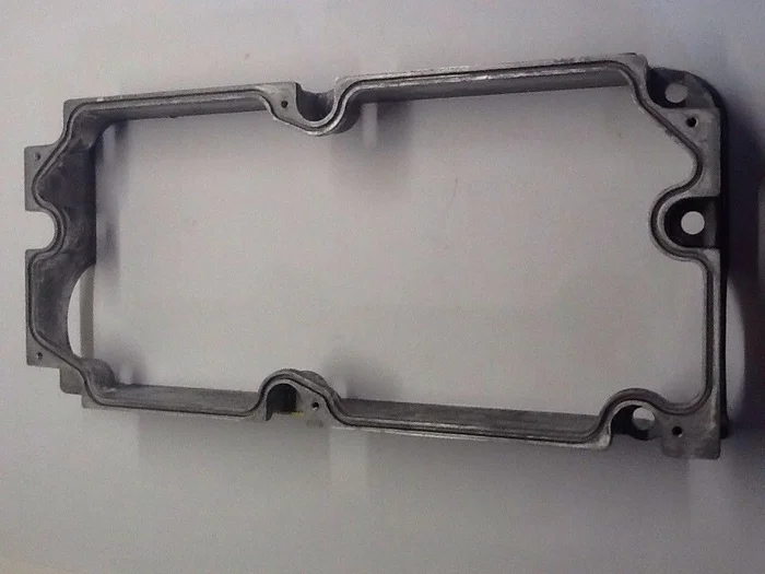 New Flyer 23511635 Engine Rocker Housing Detroit Diesel Series 50 NOS