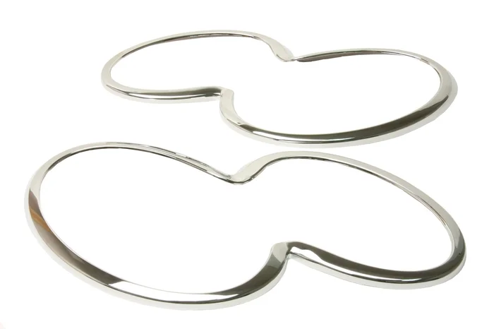 URO Parts W230HLR – Headlight Trim Ring