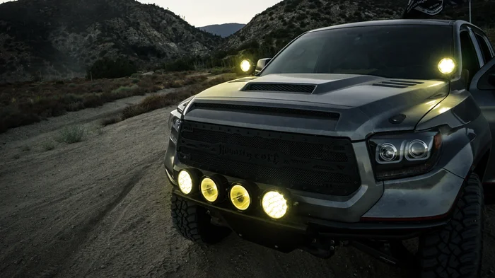 Vision X Lighting Pair of 6.7″ 18 LED Cannon CG2 Lights Including Harness Using Dtp Connectors – 9945798